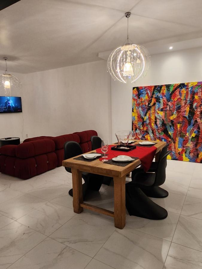Maison Face A L'Abbaye D'Hautvillers - 2 Bedrooms 2 Bathrooms, Parking Exterior photo
